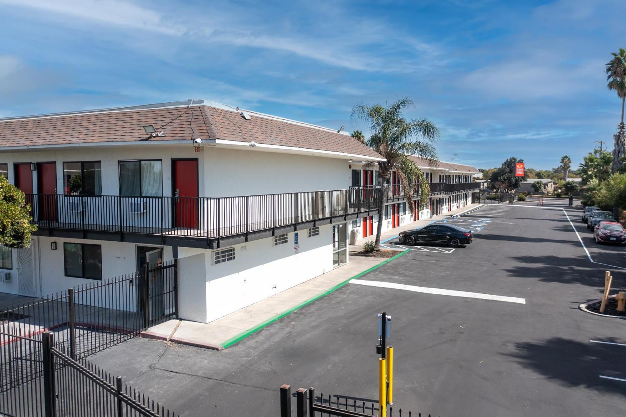 Econo Lodge Stockton Near I-5 Fairgrounds Kültér fotó